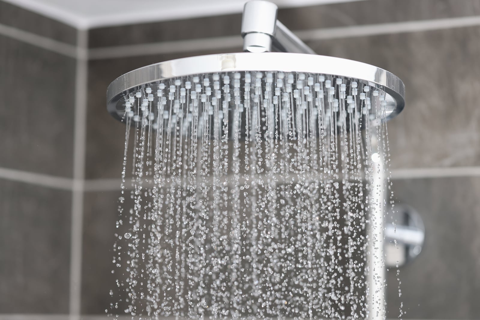 4 Simple Ways to Conserve Hot Water in Your Indianapolis Home